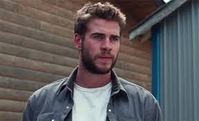 Find used trucks & trailers for sale: Liam Hemsworth Und Teresa Palmer Erster Cut Bank Trailer Promicabana