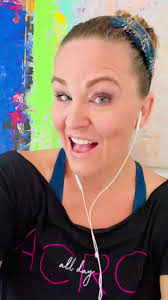 Are you wondering what’s the difference between Gymnastics and Acro Dance?  #acrodance #dance #acrodanceteacher