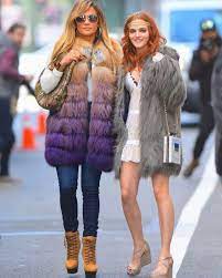 Jennifer lopez, above, bared her famous curves in a custom atelier versace illusion gown. Pin On Hustlers 2019