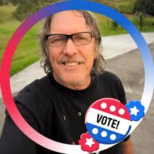 Stayed in a band house in East Hampton last night after the gig at Guild  Hall. Picked this book off the shelf about Lee Krasner, one of my favorite  painters, and was