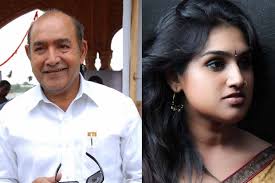 #bigg boss 3 #vanitha vijayakumar #losliya losliya one of the most prominent stars of 'bigg boss 3' lost her father mariyanesan reportedly due to a massive heart attack. Actor Files Complaint Against Daughter For Not Vacating House Dtnext In