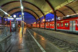 In response to the 10 may 1940 german invasion of belgium, mönchengladbach was bombed by british bomber command on the evening of 11 may. Monchengladbach Hbf Tickets Map Live Departure How To G2rail