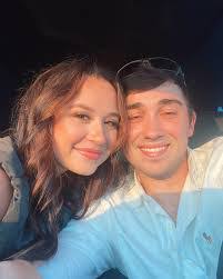 Caitlin Page's Instagram, Twitter & Facebook