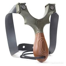 Same Classic Scout But Even Better Now The Most Highly Rated Slingshot In The Simpleshot Lineup And The Slingshot Indus Slingshot Slingshot For Sale Catapult