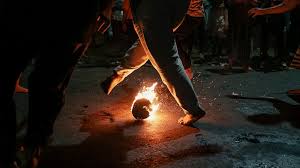 Hanya satu sumber referensi terlengkap dan. Pawai Obor Dan Sepak Bola Api Warga Manggarai