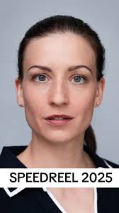 Easier than it looks! 🤩💃🕺 #dance #partnertrick #partnerchallence  #partytrick #dancemove #sophiaschubert #dancing #acrobatics