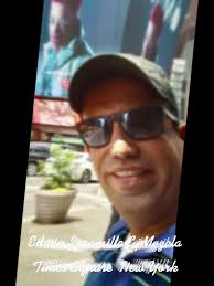 Amigos Edwin Jaramillo EjMezcla en Square New York uno de los sitios mas  visitados de El Mundo entero.