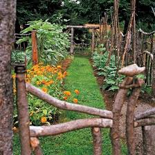 Awesome Gates And Fences Made From The Limbs Of Fallen Trees Garden Tours Dream Garden Garden Fencing