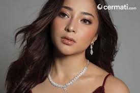 Kisah dunia 339.697 views1 year ago. 10 Artis Indonesia Terkaya Saat Ini Cermati Com
