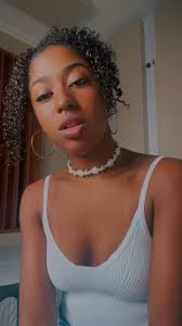 Best Part🤍🤍🤍🤍 @hermusicofficial @danielcaesar , ., ., ., ., ., ., .,  Voltei a postar coverzinhos, e me relacionar de novo com a música!!! Deem  muito amor! Curtam, compartilhem e marquem aquela pessoa ...