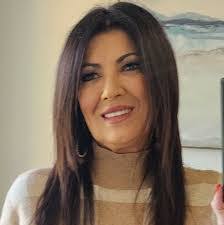 Michelle Deville's Instagram, Twitter & Facebook