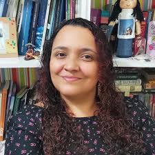 Viviane JAPIASSÚ VIANA