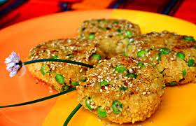 Scopri come è facile realizzare questa ricetta con il tuo bimby® e guarda le altre proposte nella sezione secondi piatti vegetariani. Polpette Di Lenticchie Rosse Decorticate Ricetta Veg Una Naive In Cucina