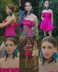 Başrollerinde hande erçel ve kerem bürsin'in yer aldığı sen çal kapımı fox tv'de izleyenler ile buluşuyor. Selin 3 Episode Sen Cal Kapimi Casual Work Outfits Victoria Secret Fashion Fashion
