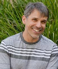 Jonas Peters's Instagram, Twitter & Facebook