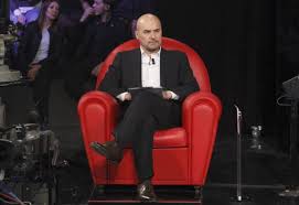 Luca zingaretti en astérix & obélix: Luca Zingaretti Diventa Una Trans Le Foto Di Novella 2000