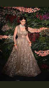 20 Indian Wedding Reception Outfit Ideas For The Bride Indian Wedding Outfits Reception Gown For Bride Indian Wedding Reception Outfits