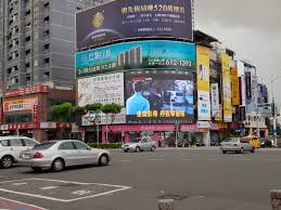 酒店预订 就来去哪儿， 去哪儿酒店官网为您提供国内1300多个个城市酒店预订及价格查询， 包括全球200多个国家，5万个城市的酒店预订服务，国内外超过25万家的酒店、 宾馆、旅社、客栈、经济连锁、酒店公寓、青年旅社等住宿信息，覆盖酒店图片、房间照片、酒店电话、酒店地址以及真实用户的. æ¼¢ç¥žå·¨è›‹ç²¾è¯é»žä½ é«˜é›„å¸‚å·¦ç‡Ÿå€çœ‹æ¿ çœ‹æ¿çŽ‹