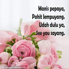 Gula madu kusangka manis, manis lagi senyuman tuan. 75 Pantun Cinta Kasih Sayang Klak Klik Bermutu