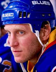 🏒🎂On August 9, 1964 Brett Hull was born in Belleville, Ontario,  Canada.🎂🏒 •Birth Name: Brett Andrew Hull •Nicknames: “The Incredible  Hull” “The Golden Brett” •High School: Argyle Secondary School, St. John's  Ravenscourt