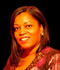 Renee Amis's Instagram, Twitter & Facebook