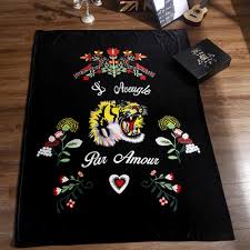 Please note that a throw blanket is not the same as a fleece blanket. Anime Naruto Akatsuki Soft Warm Coral Velvet Fleece Throw Blanket Rug Plush Gift Collectibles Other Naruto