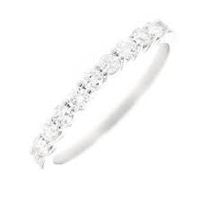 Celui qui symbolisera votre union avec votre moitié. Demi Alliance Diamants 0 32 Carat En Or Blanc