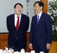 혈액암으로 돌아가신 유튜버 새벽님의 속마음 인터뷰.jpg. ìœ¤ì„ì—´ ê²€ì°° ì´ ì£½ì–´ì•¼ ë¬¸ìž¬ì¸ ì •ê¶Œ ì´ ì‚°ë‹¤