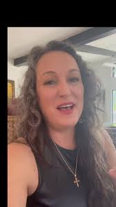 𝐏𝐚𝐫𝐥𝐨𝐮𝐫 𝐀𝐭 𝐓𝐡𝐞 𝐕𝐢𝐥𝐥𝐚𝐠𝐞