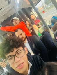 VECINOS ME LLEGARON LOS PACK DE 10 BOLSAS AL VACÍO PARA GUARDAR ROPA + 2  BOMBA MANUAL🤩🤩 -Son resistentes y reusables😍 ✔️Contiene: 4 bolsas 50x70  4 bolsas 60x80 2 bolsas 80x100 2 bomba de mano