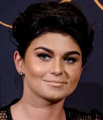 Find the perfect roxeanne hazes stock photos and editorial news pictures from getty images. Roxeanne Hazes 18 01 1993 Nederlandse Zangeres Zij Is De Dochter Van De Volkszanger Andre Hazes Zangeressen Artiesten Zangers