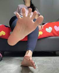 violetdemonslayer on X: 🩷🩷 #feetcontent #feetfethish #feet #feet  #longtoes #spreadtoes #feetseller #feet_lover #feetfans #feetmodel  #feet_pic #FeetPictures #feetfetiche #soles #SolesSoSoft  t.co9DLUXT6Jh6  X