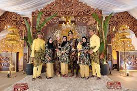 Hikayat melayu @ sejarah melayu long version versi tengku said: Tema Melayu Klasik Masih Menjadi Pilihan Pengantin Hingga Ke Hari Ini Sempoi Habis Pesona Pengantin