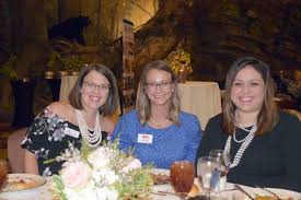 Faces in the Crowd: Girls in Pearls Gala