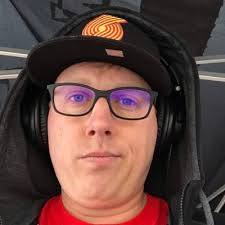 Geoff Owens (@goffonair)