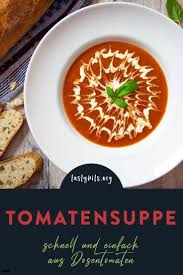 Schnelle Tomatensuppe Mit Sahne Basilikum Mit Geling Garantie Rezept Tomaten Suppe Tomatensuppe Schnelle Tomatensuppe
