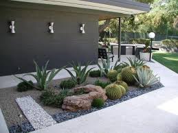 Use grass and small shrubs to design a traditional, simple yard. 20 Drought Tolerant Landscaping Ideas For Modern Garden Design