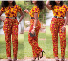 Voir cette épingle et d'autres images dans couture femme par abdoul djibouty. African Fashion Beauty Style Shop The Latest Kitenge Designs African Print Jumpsuit African Inspired Fashion African Print Pants