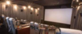 O realitách toho víme opravdu hodně. å¨ç§€å½±åŸŽ Gold Class