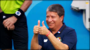 El entrenador colombiano hernán darío gómez clasificó esta noche por tercera vez a un mundial de fútbol, como seleccionador principal, y en cada. Marea De Emociones El Legado Del Bolillo Gomez En Panama Telemundo 31