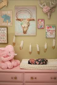 Babyzimmer Gestalten Ideen In Rosa Rosa Elefant Extravagante Wanddeko Fur Kinderzimmer Madchen Baby Schwei Baby Girl Room Baby Girl Nursery Room Boho Baby Girl