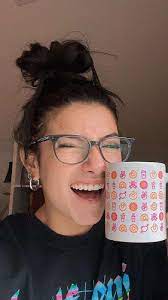 Get these beautiful backgrounds simply by downloading this app and saving your favorite charli d'amelio wallpaper on your phone. Charli D Amelio Wallpaper Hd 2020 Latest Version For Android Download Apk