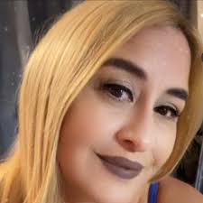 La suegra está más tranquila y me tiró una jamonilla guisada con arroz  blando y maíz. 🌽. No quiero más relajos en esta página con la suegra de  ninguna índole. 🥱