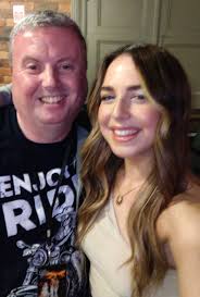 An incredible night in Holmfirth last night, such a great gig. Elles , Demi  and the band were amazing, as always ❤️