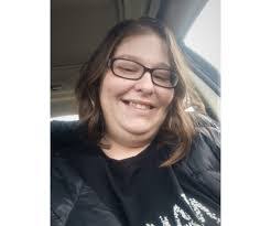 Heather Hebert's Instagram, Twitter & Facebook