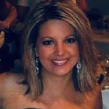 Laura Racine's Instagram, Twitter & Facebook