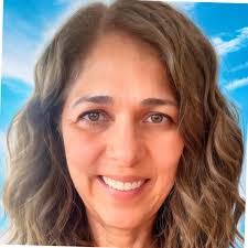 Annie Gilchrist's Instagram, Twitter & Facebook