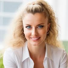 Lisa Legrande's Instagram, Twitter & Facebook