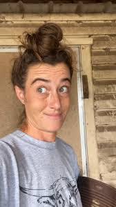 Heather Beale's Instagram, Twitter & Facebook