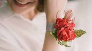 This unique mother of the bride gift will give her flashbacks of your wedding flowers whenever she gets a whiff of the pampering floral scent. 32 Wrist Corsages Perfect For Any Wedding
